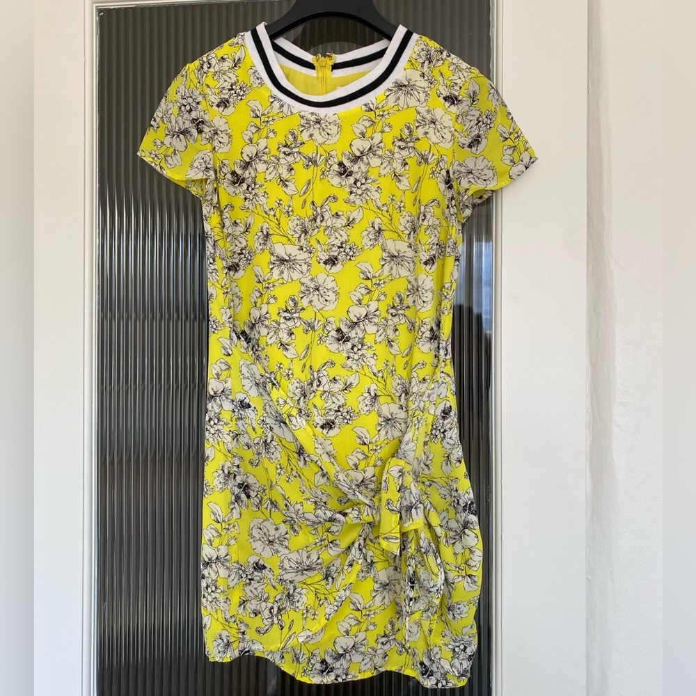 Love Sadie Yellow Floral Mini Dress XS
